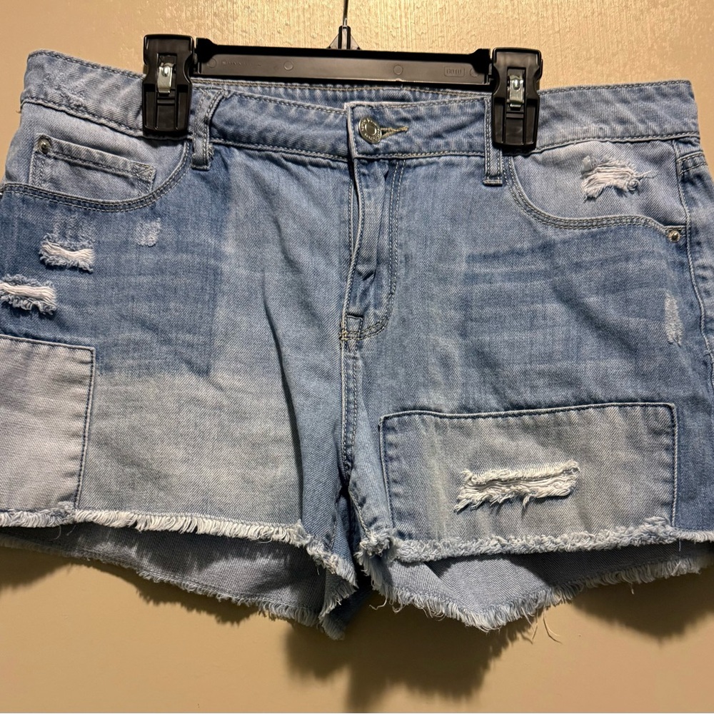 Kensie Light Blue Distressed Jean Shorts